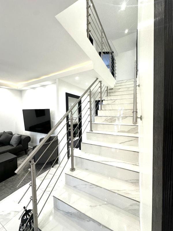 Maison - 140 m² - 8 pièces