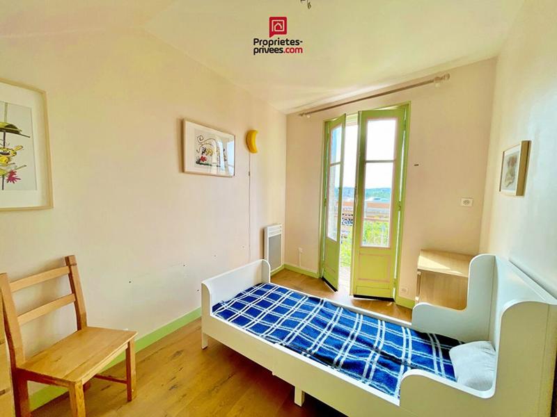 Appartement - 135 m² - 5 pièces