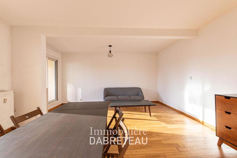 Appartement - 106 m² - 4 pièces