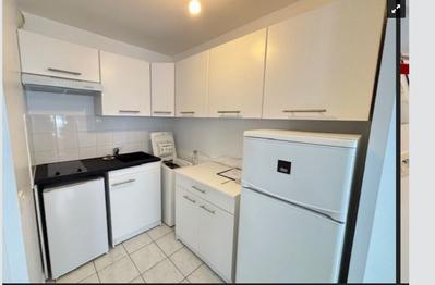 Studio - 30 m² - 1 pièce