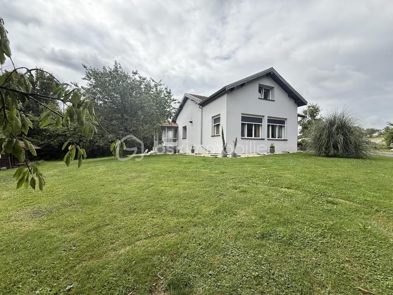 Maison - 183 m² - 7 pièces