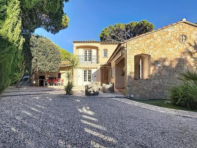 Maison - 128 m² - 5 pièces