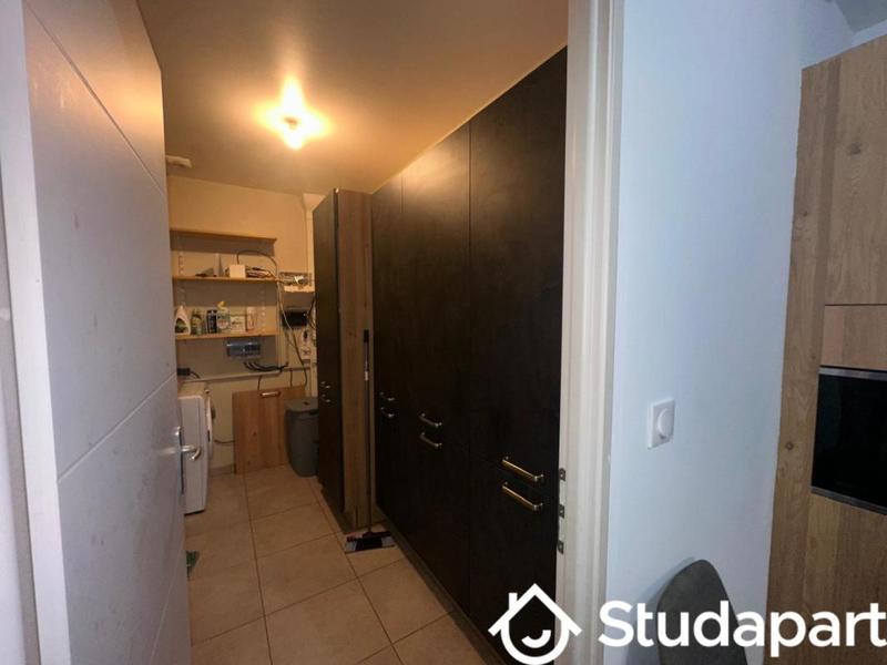 Chambre - 11 m² - 1 pièce