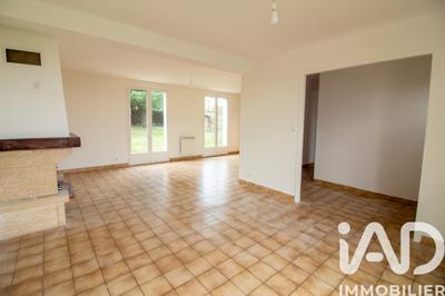Maison - 96 m² - 5 pièces