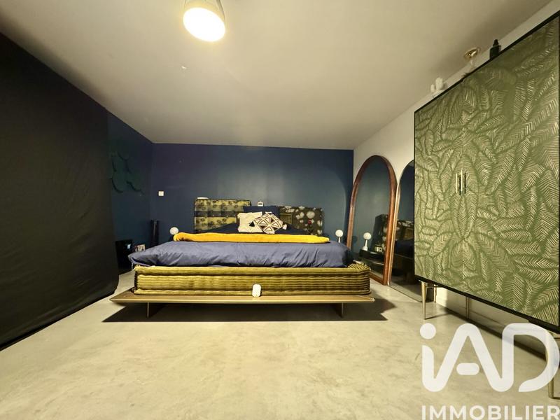 Loft - 185 m² - 5 pièces