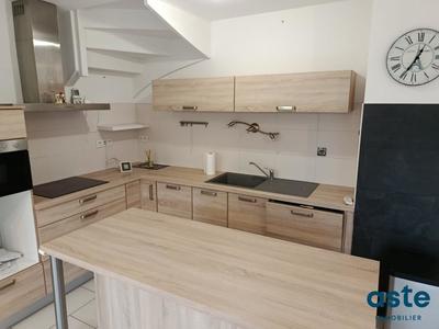 Maison - 91 m² - 6 pièces