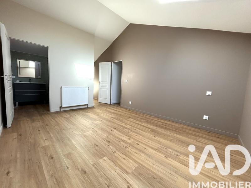 Maison - 315 m² - 10 pièces