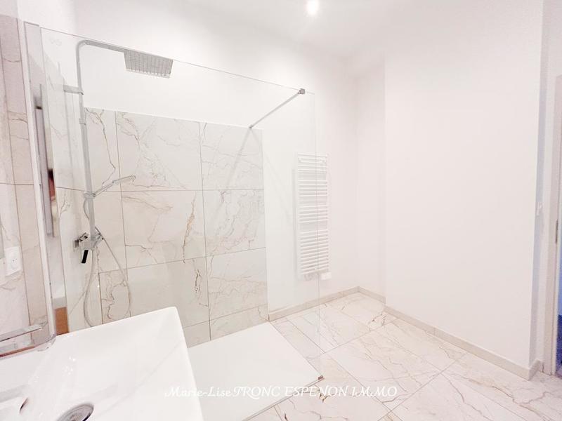 Appartement - 95 m² - 5 pièces