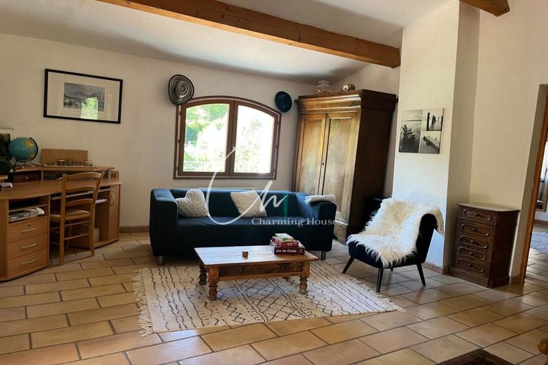 Maison - 168 m² - 6 pièces