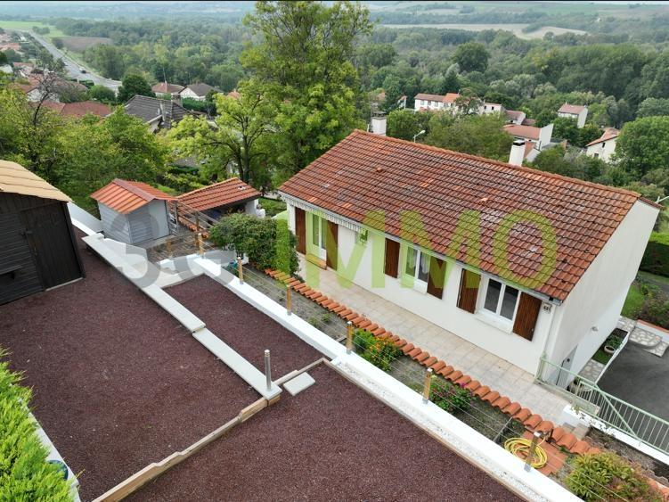 Maison - 108 m² - 6 pièces