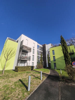 Appartement - 92 m² - 4 pièces