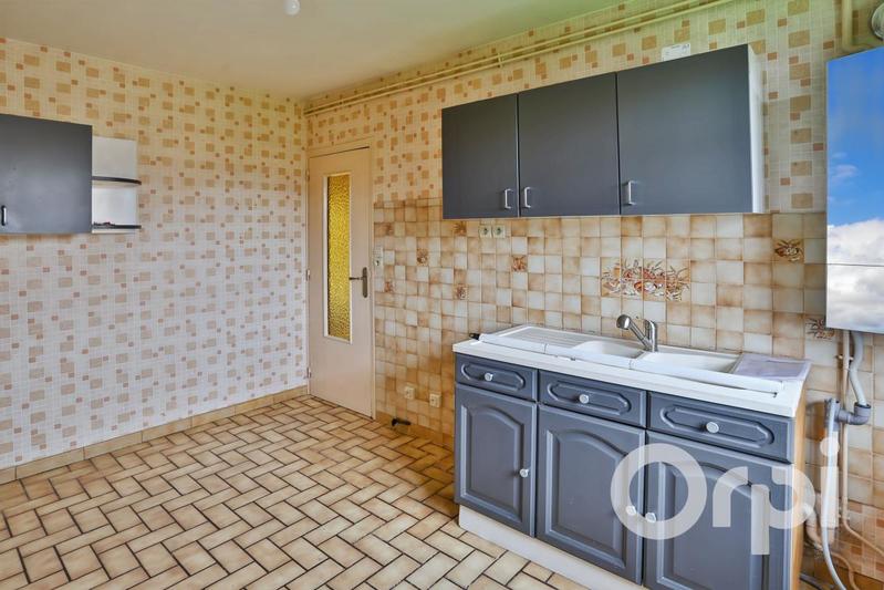 Maison - 92 m² - 5 pièces