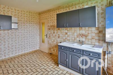 Maison - 92 m² - 5 pièces