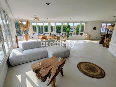 Appartement - 122 m² - 4 pièces