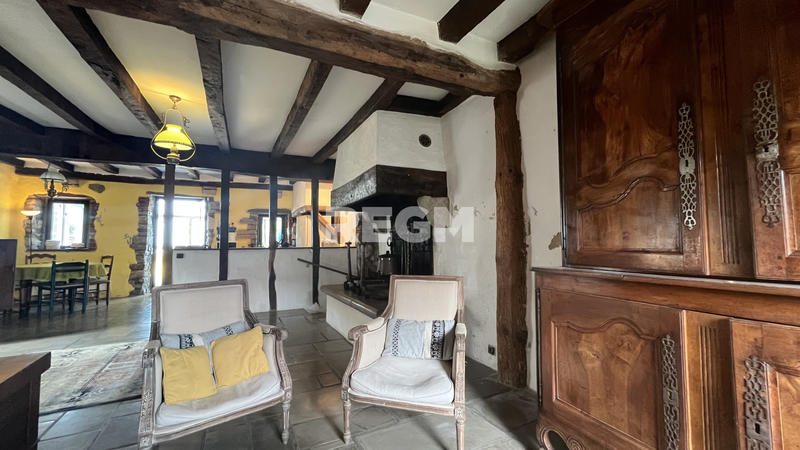 Maison - 200 m² - 7 pièces