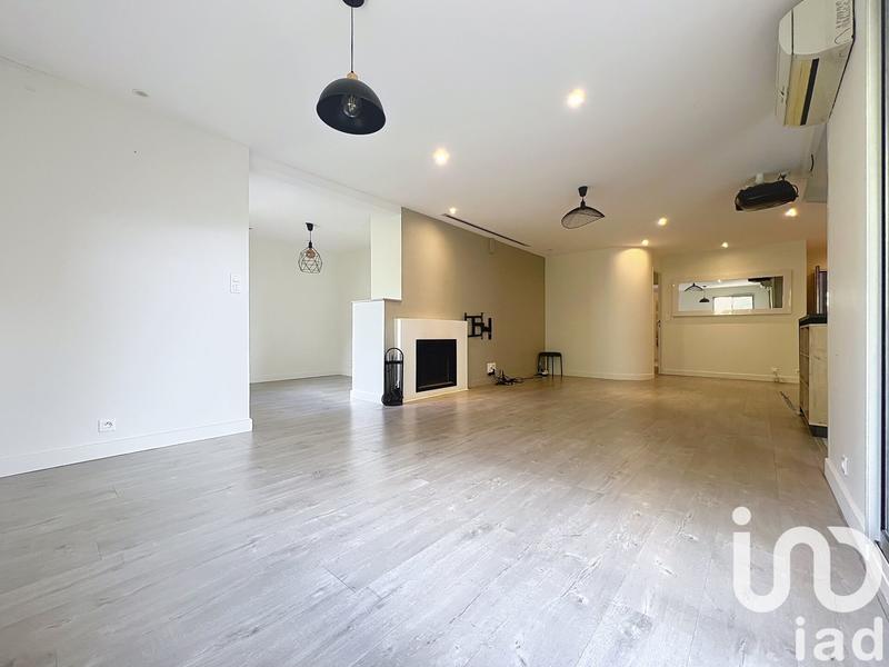 Appartement - 100 m² - 5 pièces