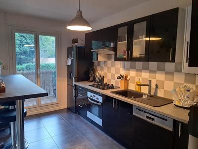 Appartement - 83 m² - 4 pièces