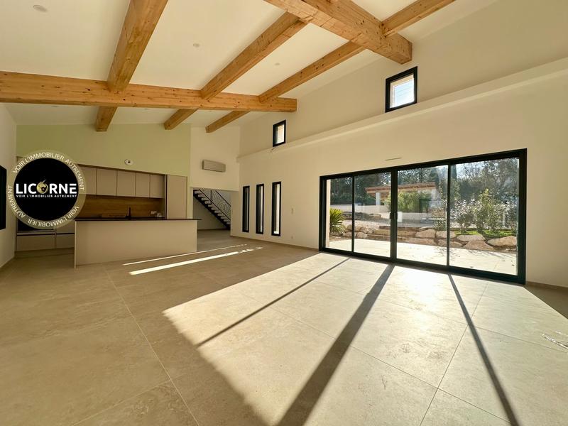 Villa - 320 m² - 15 pièces