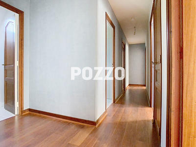 Immeuble - 9 pièces