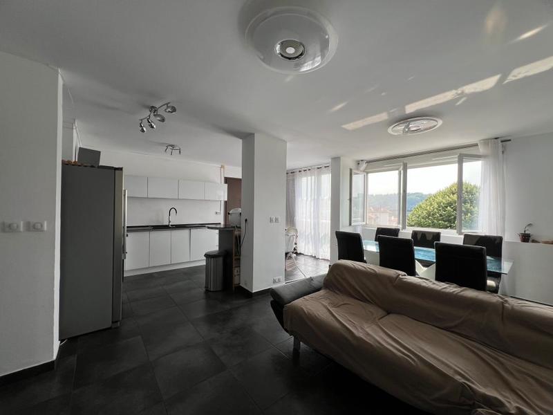 Appartement - 74 m² - 4 pièces