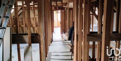 Maison - 200 m² - 3 pièces