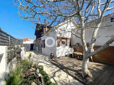 Maison - 103 m² - 5 pièces