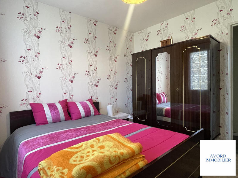 Maison - 80 m² - 5 pièces