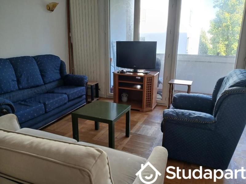 Appartement - 82 m² - 4 pièces