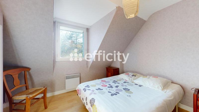 Maison traditionnelle - 132 m² - 7 pièces