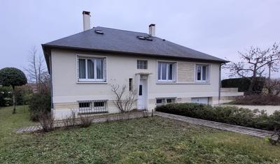 Maison - 156 m² - 7 pièces