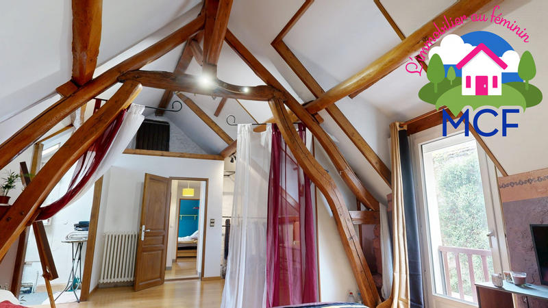 Maison ancienne - 174 m² - 8 pièces