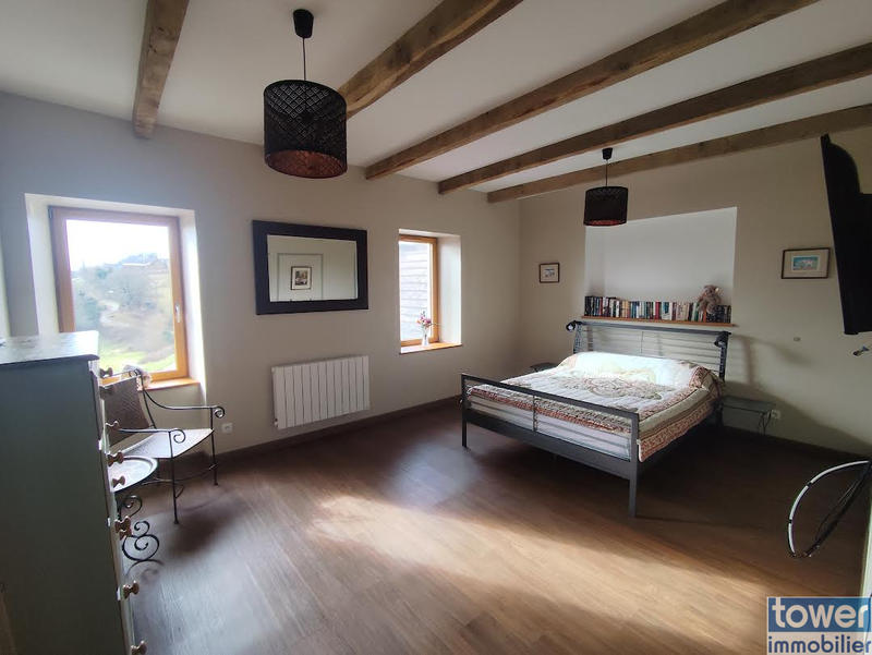 Maison - 151 m² - 5 pièces