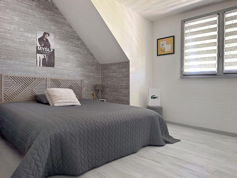 Maison - 102 m² - 5 pièces