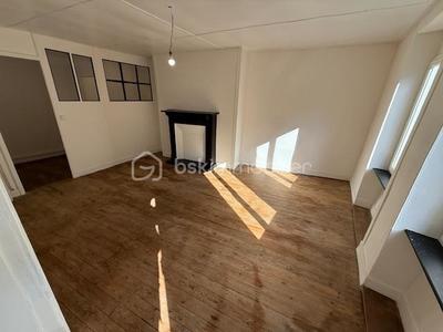 Maison en pierre - 113 m² - 4 pièces