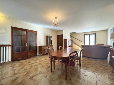 Maison - 100 m² - 5 pièces