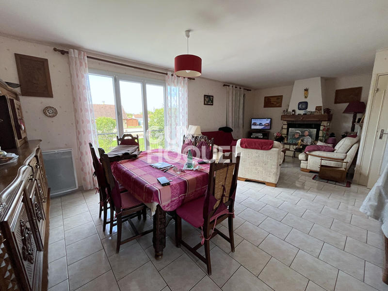 Maison - 95 m² - 5 pièces