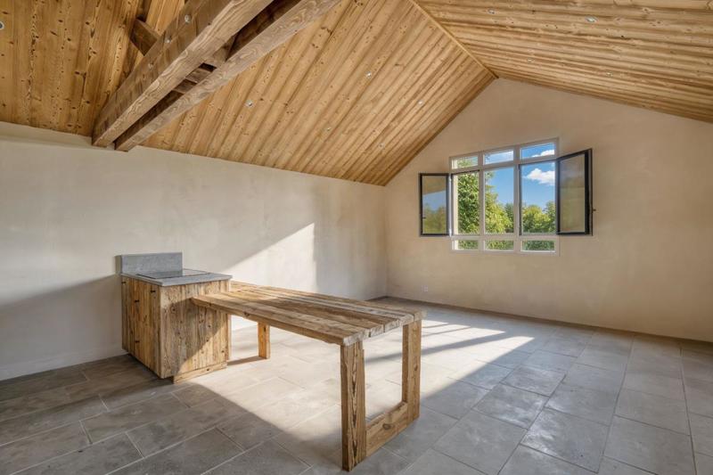 Appartement - 86 m² - 4 pièces