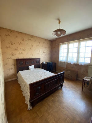 Maison - 198 m² - 11 pièces