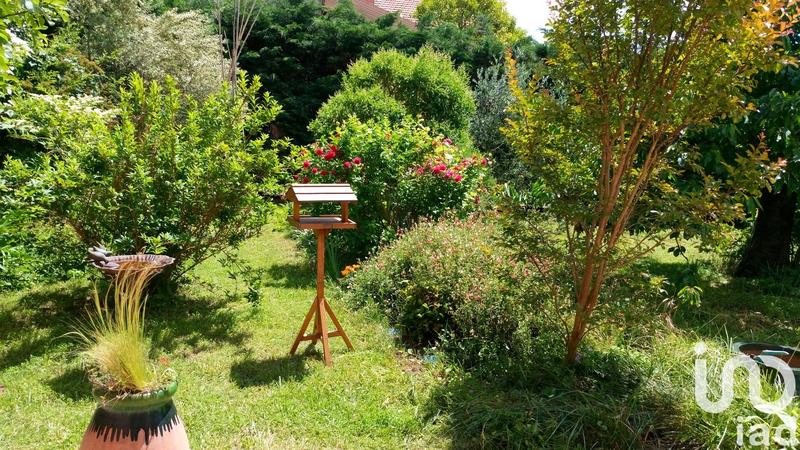 Maison - 355 m² - 16 pièces