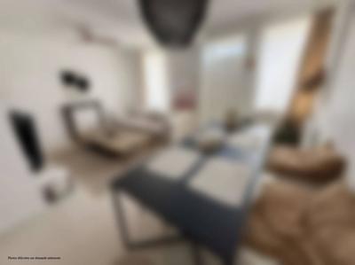 Maison - 80 m² - 5 pièces