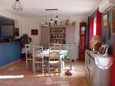 Maison - 90 m² - 5 pièces