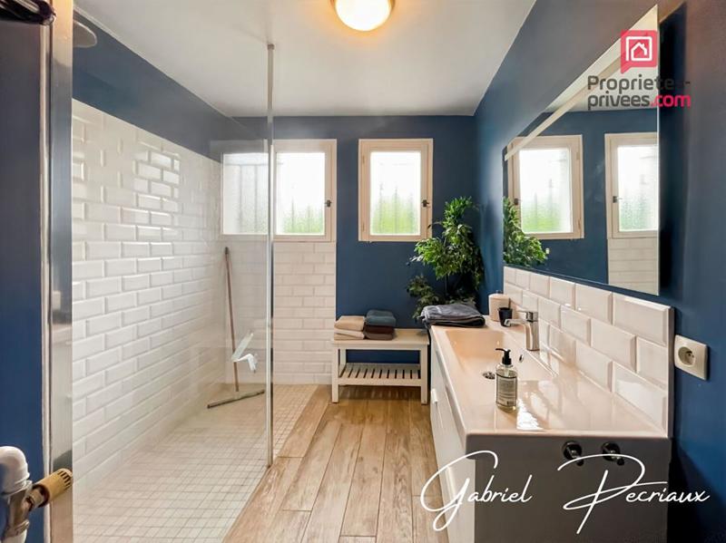 Maison - 111 m² - 5 pièces