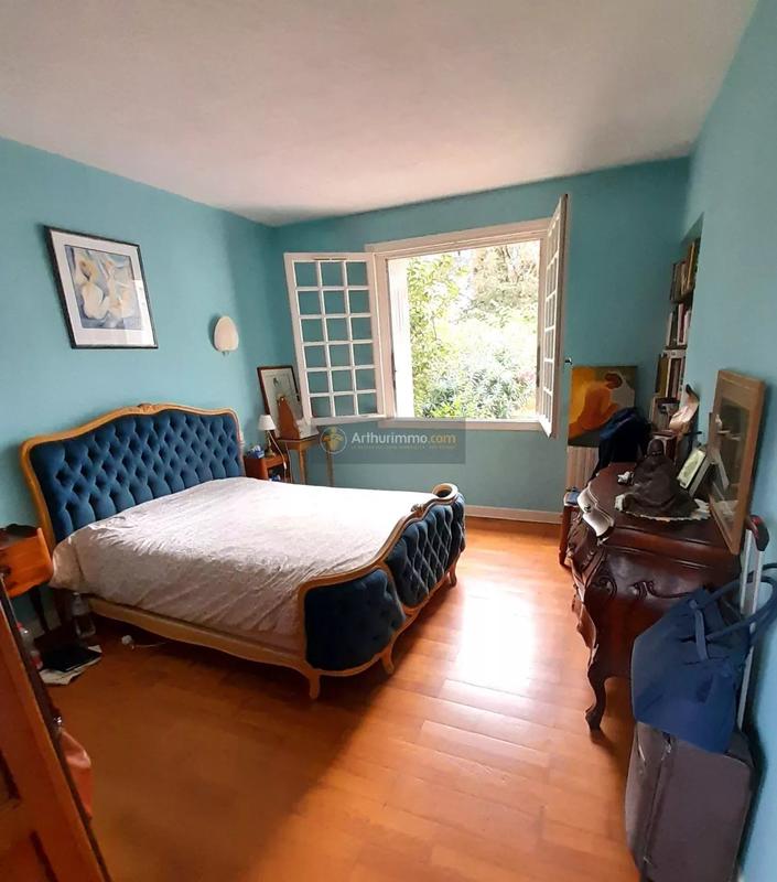 Maison - 137 m² - 5 pièces