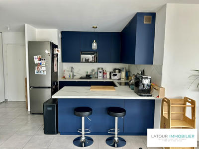 Appartement - 84 m² - 4 pièces