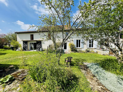 Maison - 158 m² - 6 pièces