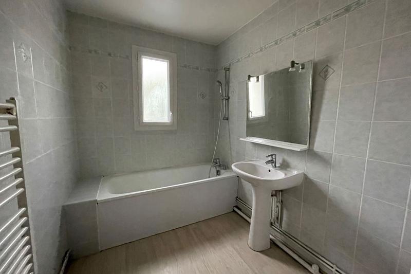 Appartement - 75 m² - 4 pièces