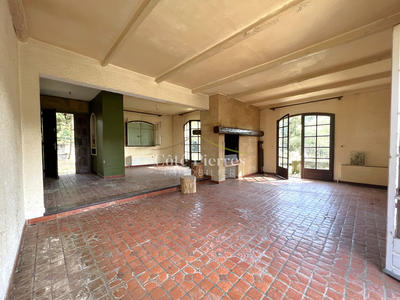 Villa - 179 m² - 6 pièces