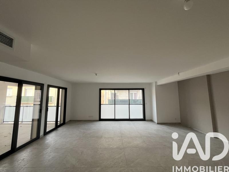 Appartement - 100 m² - 3 pièces