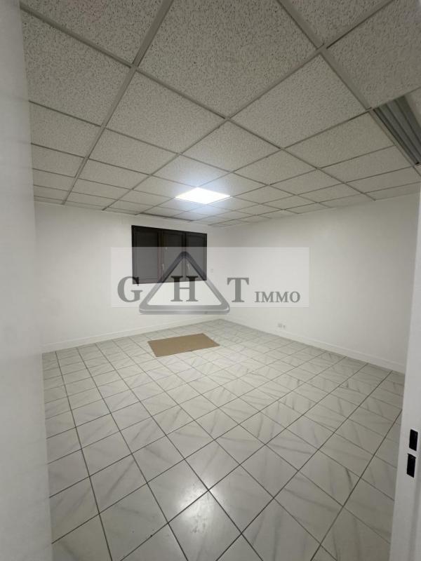 Bureau - 150 m²