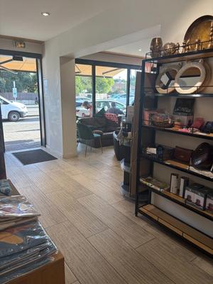 Fonds de commerce - 120 m²